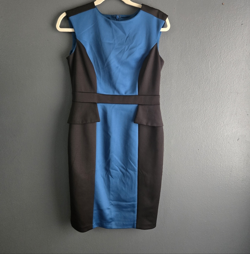 London Times Blue and Black Sleeveless Colorblock Sheath Midi Dress Size 6